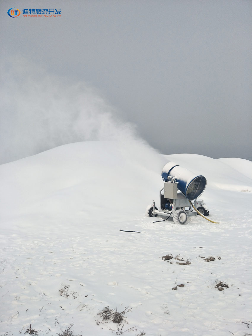 造雪機 造雪機